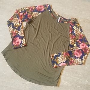 Beautiful Long Sleeved T-shirt